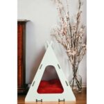 Beyaz Ahşap Köpek Evi, Şık ve Konforlu Tasarım, Dayanıklı ve Doğal Malzeme