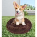 Yumuşak ve Ergonomik Kahverengi Peluş Köpek Yatağı, Rahat Uyku Sağlar - Görsel 2